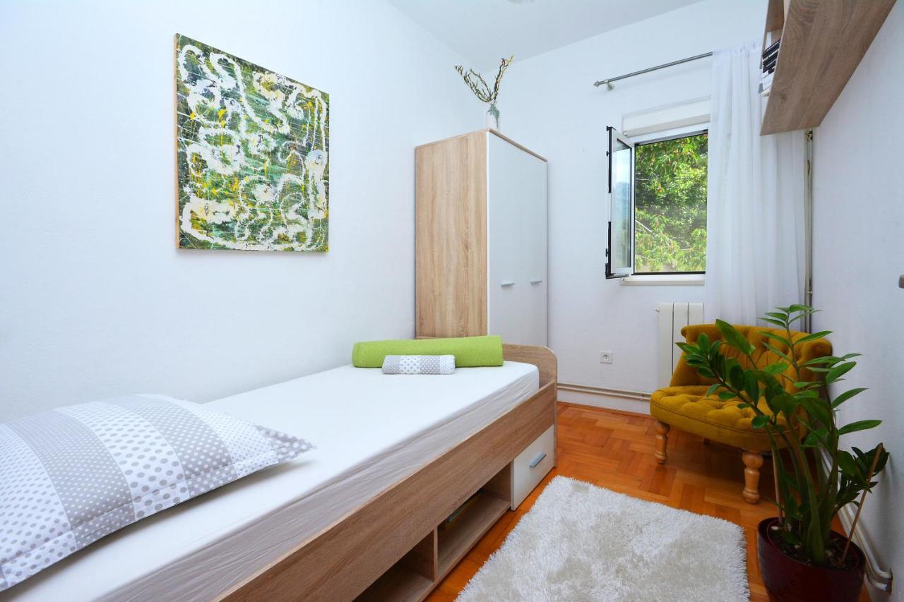 Artsy Apartment Klis Екстер'єр фото