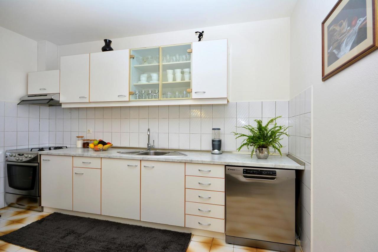 Artsy Apartment Klis Екстер'єр фото